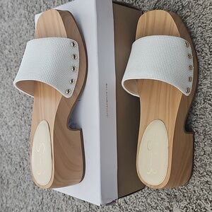 Jessica Simpson Rexile White Gold Stud Women's Wooden Sandals Platform 8.5 NIB